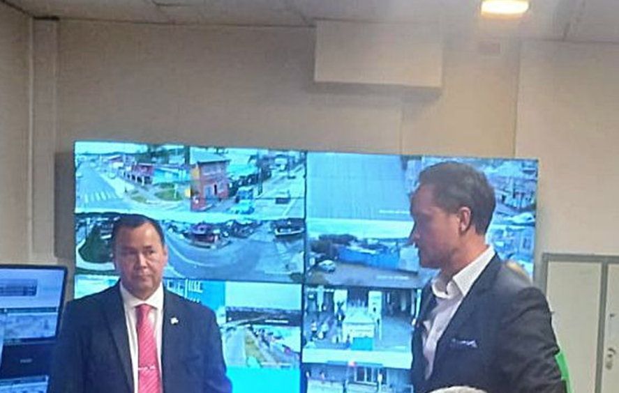 Bomba en el municipio de Puerto Montt: el exdirector Andrés Canelo asegura que Wainraihgt si sabía de la contratación de su&nbsp;hijastra